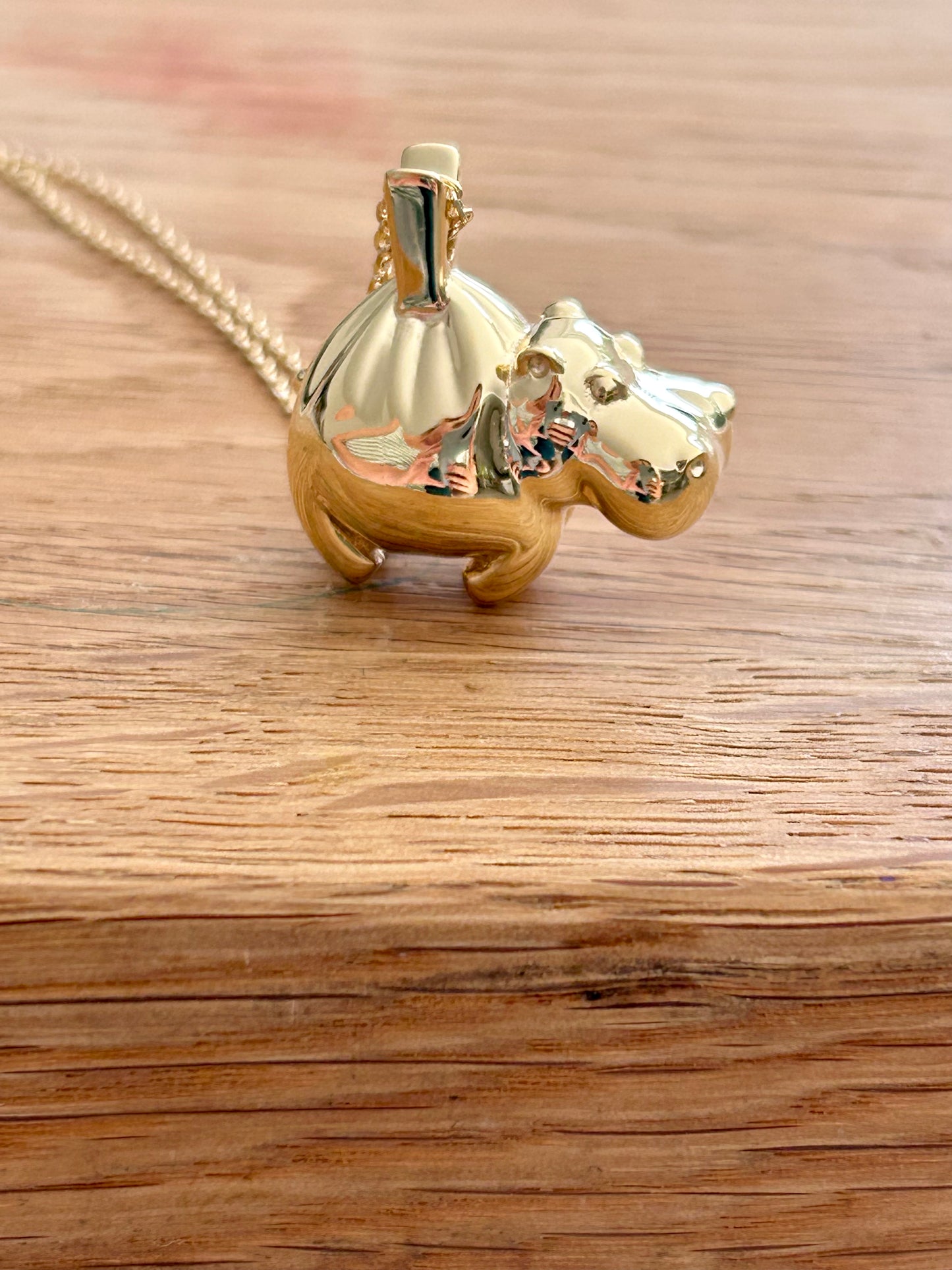 Maxi Hippo Gold Necklace