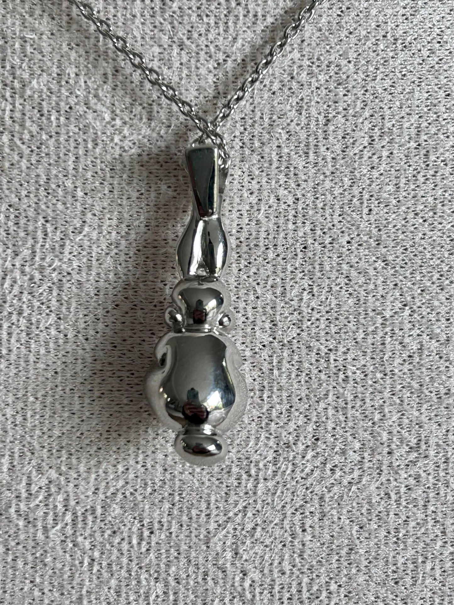 Collier adulte et enfant Grand Lapin couleur Argent
